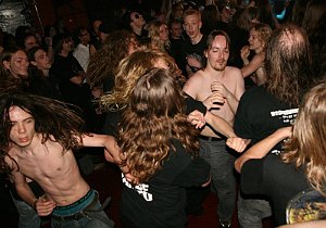 Alestorm_0093