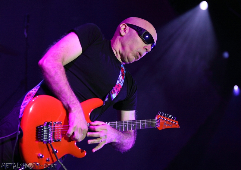 Satriani_0037.jpg