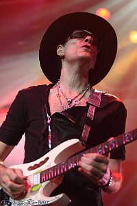 SteveVai_0005