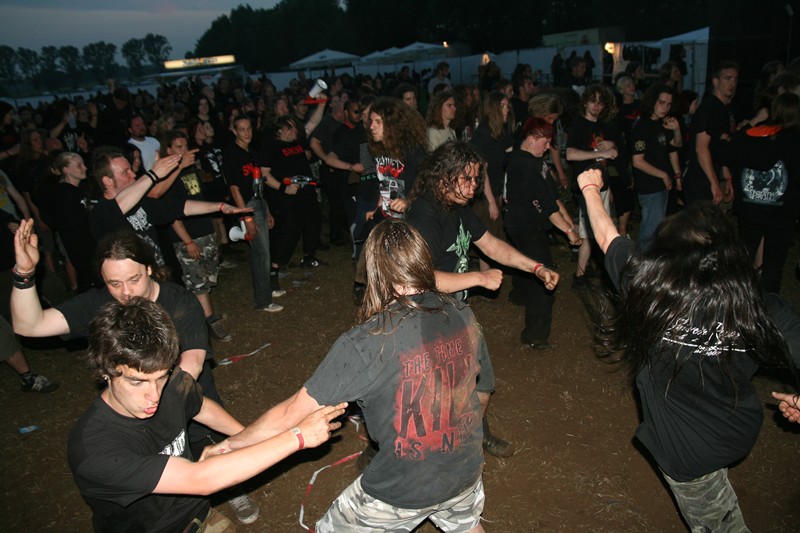 DeathFeast0477.jpg