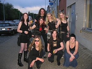 2005-05-01_Finntroll_Vosselaar