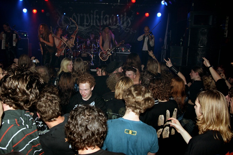 Korpiklaani_0032.jpg