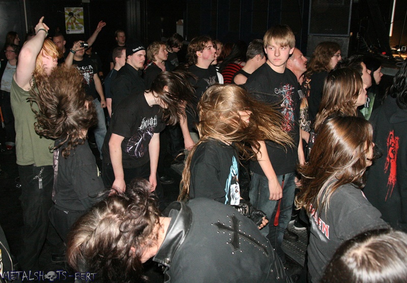 DarkestTour_0022.jpg