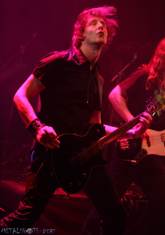 CrimsonGlory_0003.jpg